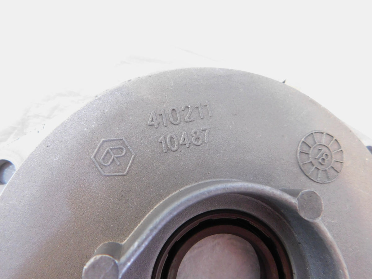 Vespa Primavera & Sprint 50 S LX Engine Motor Oil Pump w/ Chain & Timing Cover - C3 Cycle