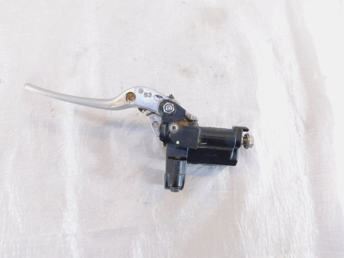 Suzuki GW250 Inazuma 250 L3 L4 L5 L7 Front Right Handlebar Brake Master Cylinder - C3 Cycle