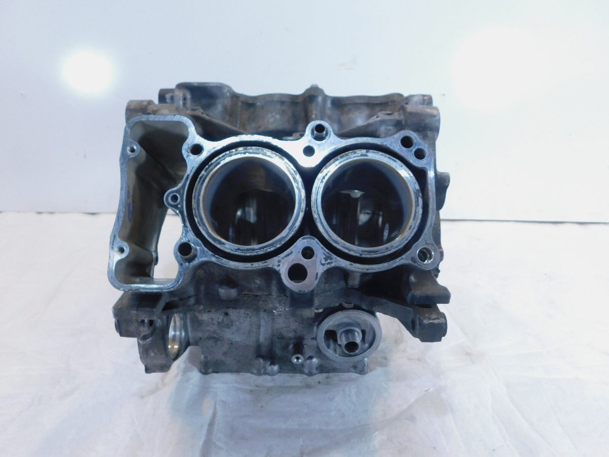 2005-2009 Honda Interceptor 800 VFR800 Engine Motor Crankcase Crank Case