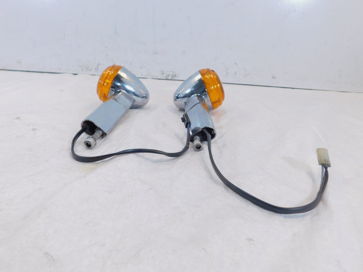 Victory Deluxe & Standard V92 Cruiser Front Left & Right Turn Signal Indicators - C3 Cycle