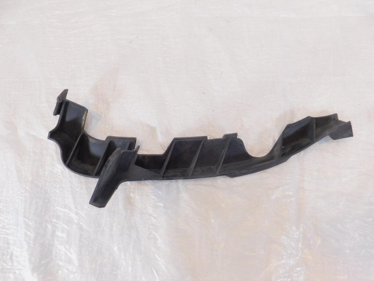 Porsche Carrera 911 & Boxster 986 Front Right Bumper Cover Mount Bracket - C3 Cycle