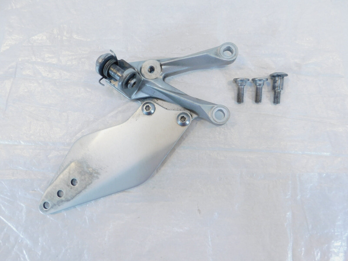 2007-2010 Kawasaki Ninja ZX-10R ZX1000 Left Footrest Foot Peg Bracket Mount Stay - C3 Cycle
