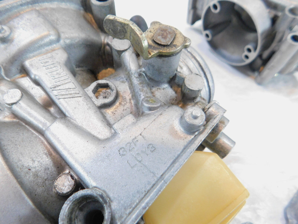 Suzuki Bandit 1200 GSF1200 Engine Motor Intake Carb Carburetor Rack - Parts