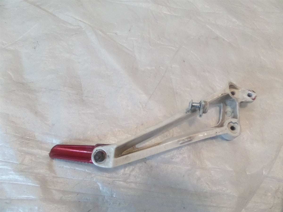 2011-2014 Yamaha YZF R1 Right Rear Passenger Footrest Foot Peg & Bracket Mount - C3 Cycle