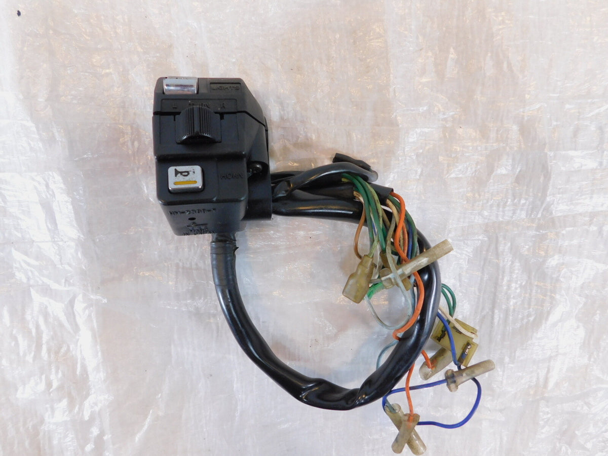 Honda Shadow 750 VT750 Left Handlebar Turn Signal Head Light Horn Button Switch - C3 Cycle