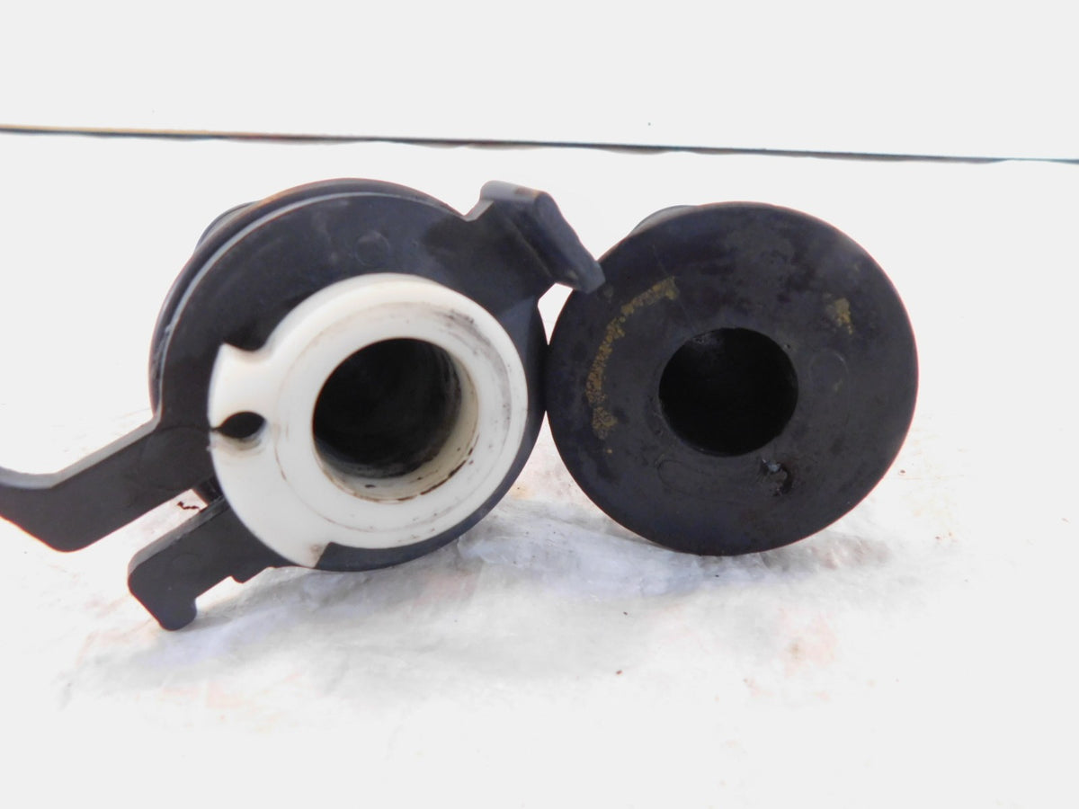 Pair 1982-1983 Yamaha XJ750 Maxim 750 Front Left/Right Handlebar Handle Grips - C3 Cycle