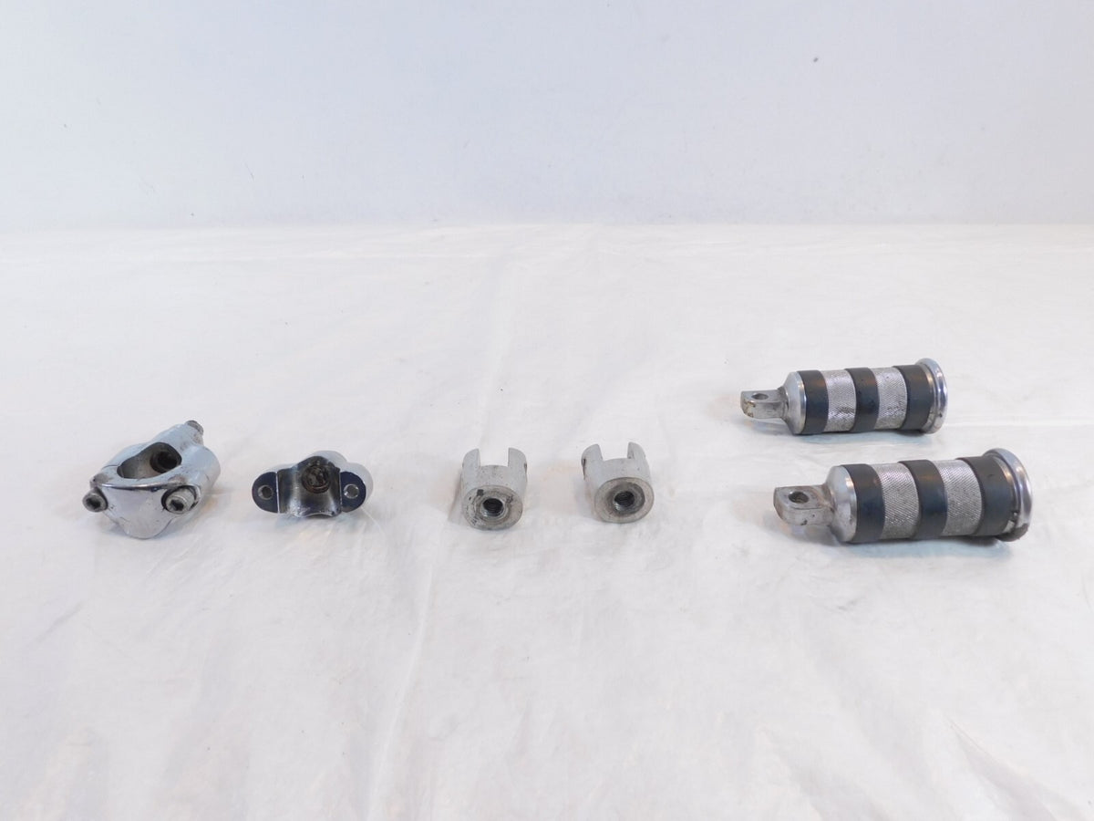 2001 01 Kawasaki VN800 Vulcan 800 Classic Front Highway Crash Bar Footrest Pegs - C3 Cycle