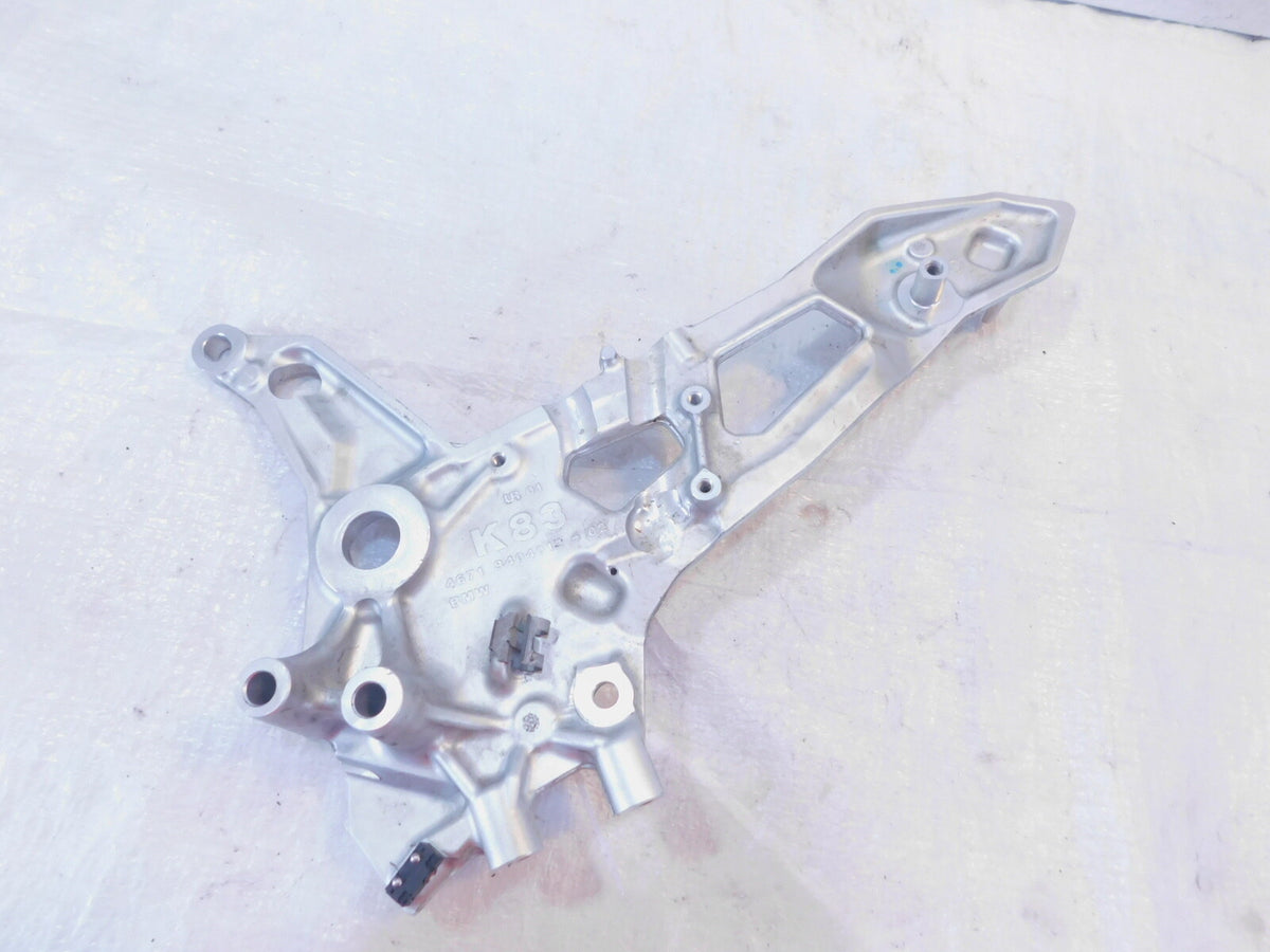2020-2023 BMW F900 F900R Right Front/Rear Footrest Foot Peg Plate Bracket Mount - C3 Cycle