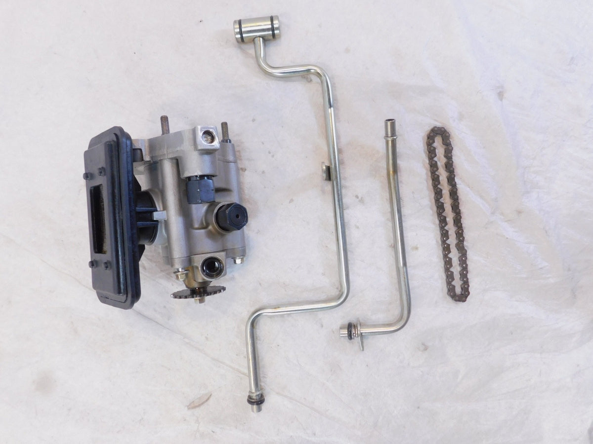 Victory Hammer Kingpin Jackpot & Vegas Engine Motor Oil Pump Lines w/ Chain - C3 Cycle