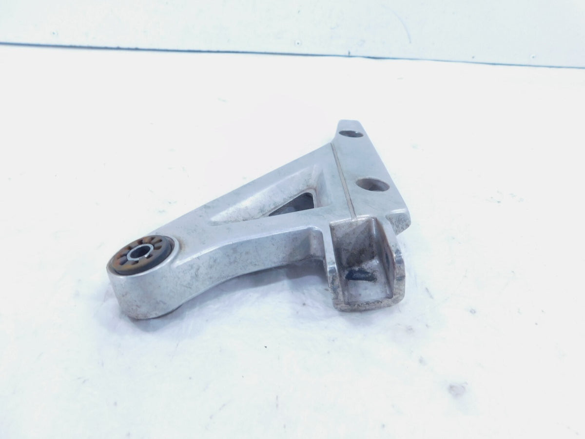1984-1985 Honda VF500C Magna V30 500 Rear Left Passenger Foot Peg Footrest Mount - C3 Cycle