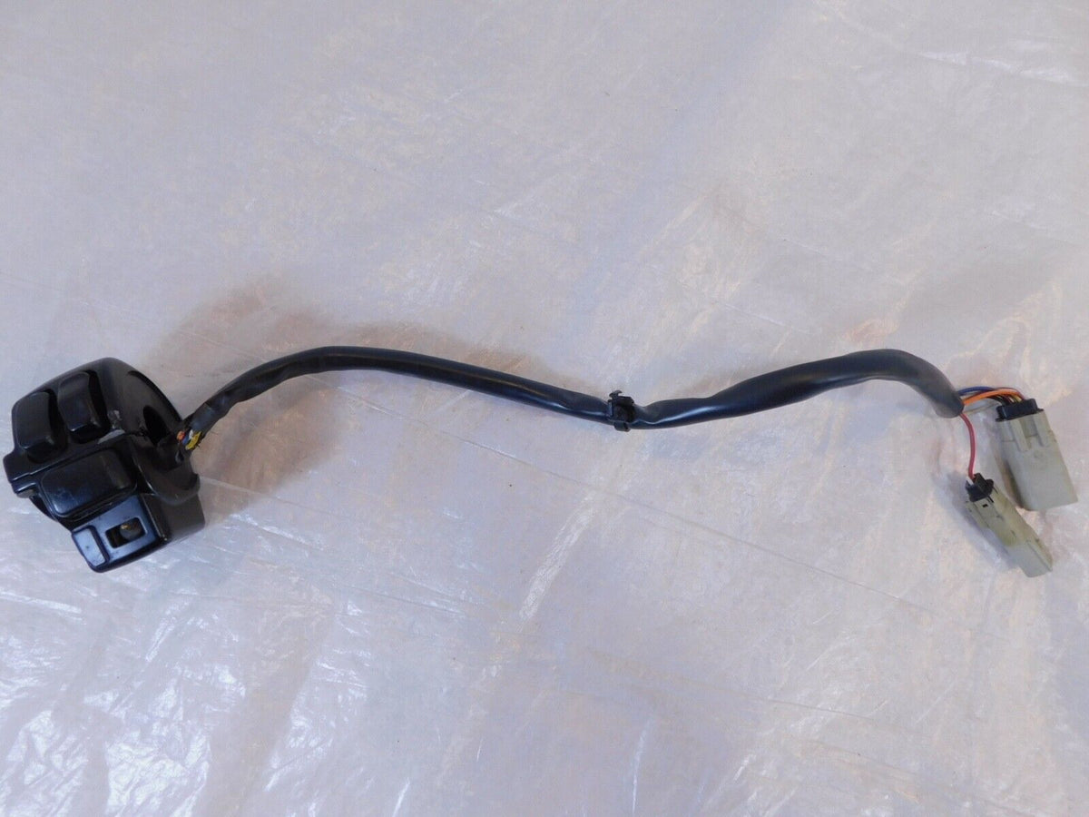 Harley Road King Electra Street Glide Left Handlebar Turn Signal Horn Switches - C3 Cycle