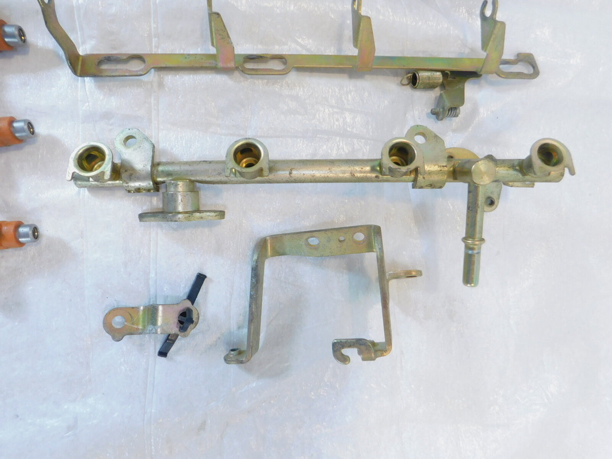 Yamaha YZFR6 R6 YZF-R6S R6S Throttle Body Pipes Mounting Brackets & Injectors - C3 Cycle