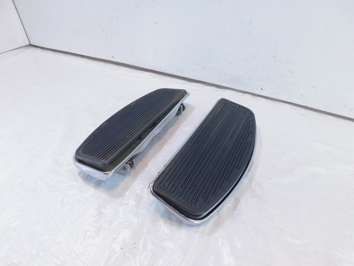Harley Softail & Touring Road King Electra Glide Floorboard Footboards w/ Pads - C3 Cycle