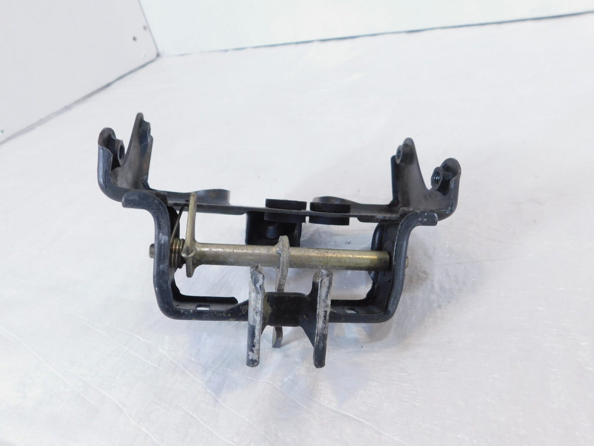 Yamaha V-Max 1200 VMX12 Air Cleaner Airbox Cover Latch Seat Saddle Bracket Mount - C3 Cycle
