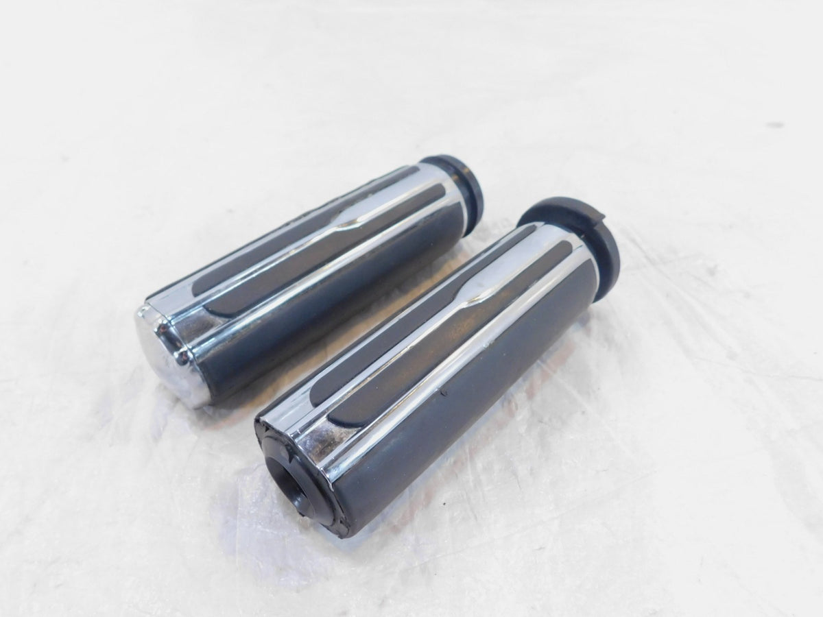 Harley Davidson Road King & Electra Glide  Rumble Collection Left & Right Grips - C3 Cycle