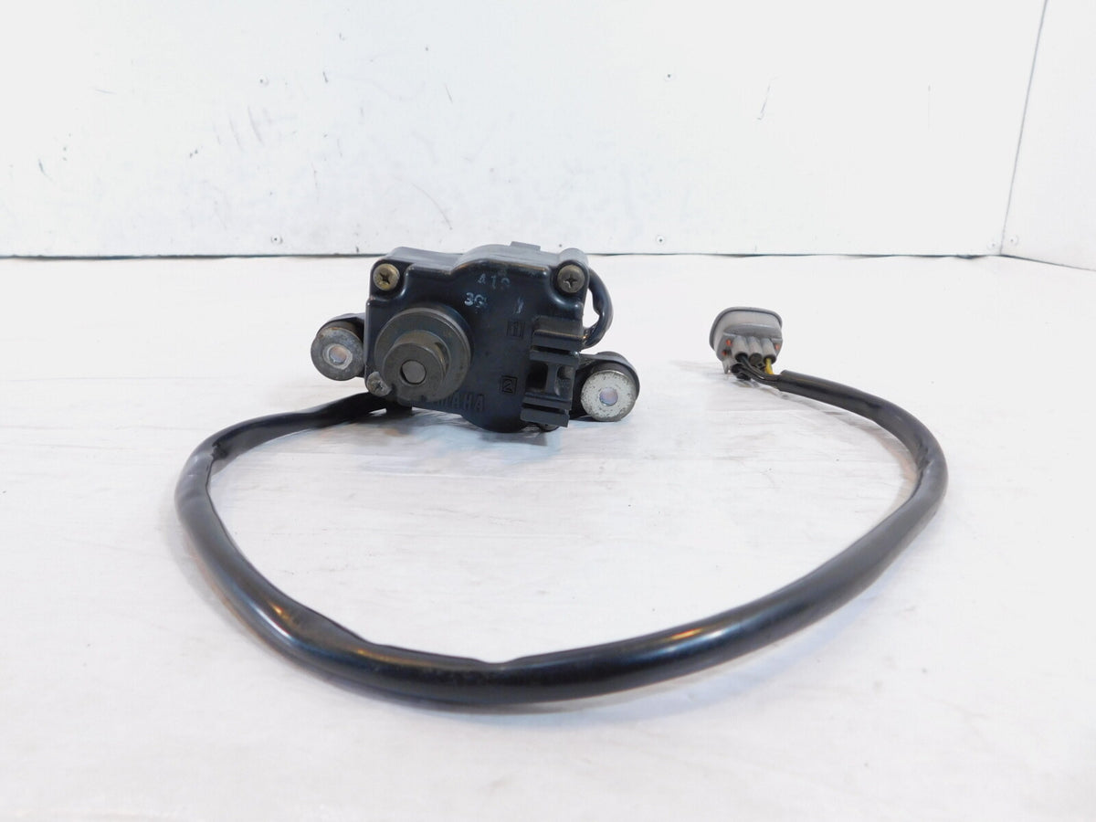 1991-1995 Yamaha FZR1000 FZR 1000 Black Exhaust Valve Servo Motor Assembly