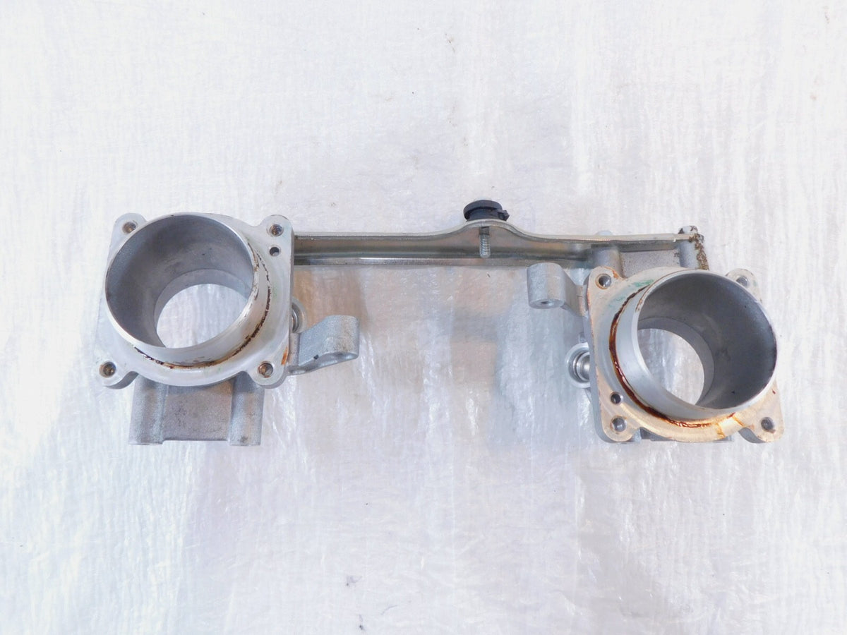 2007-2016 Aprilia Dorsoduro Shiver 750 SL750 Throttle Body Intake Manifold Union