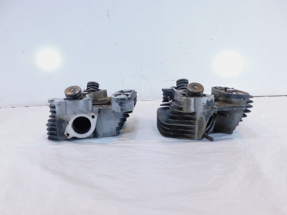 Harley Davidson Sportster 883 Engine Motor Cylinder Heads Springs & Valves - C3 Cycle