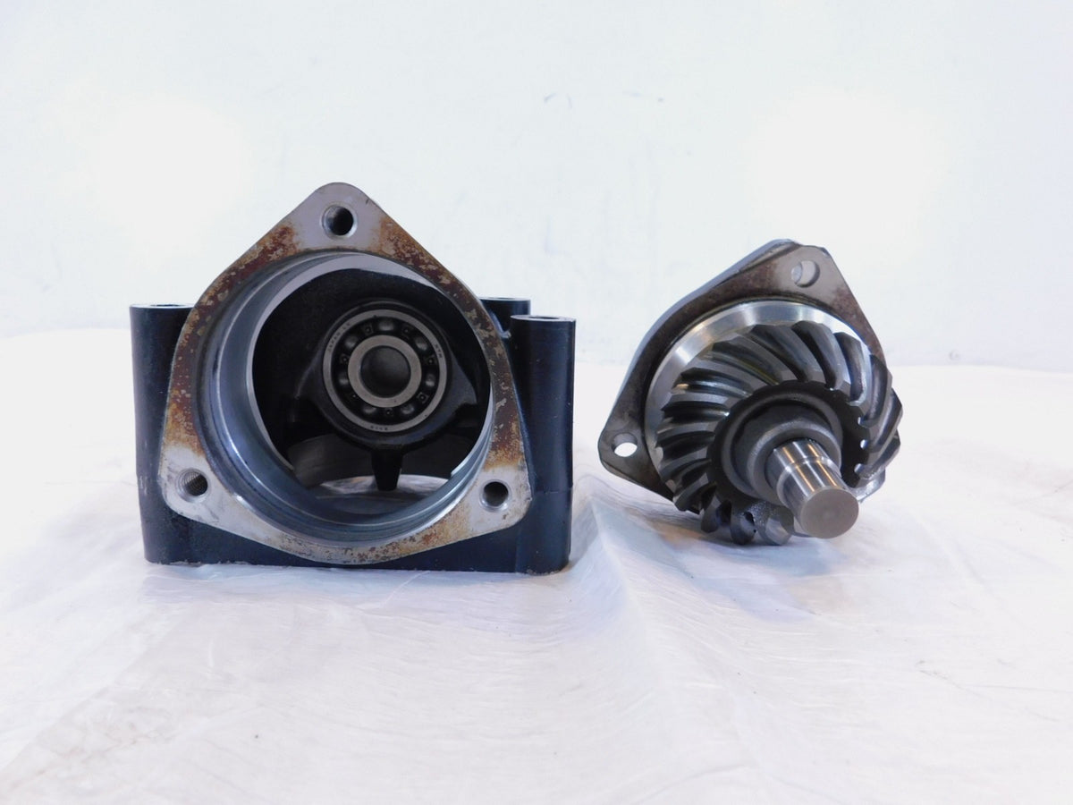 83-84 Honda CB650 CB650SC Nighthawk 650 Cross Shaft Side Gear Bevel Drive Case - C3 Cycle