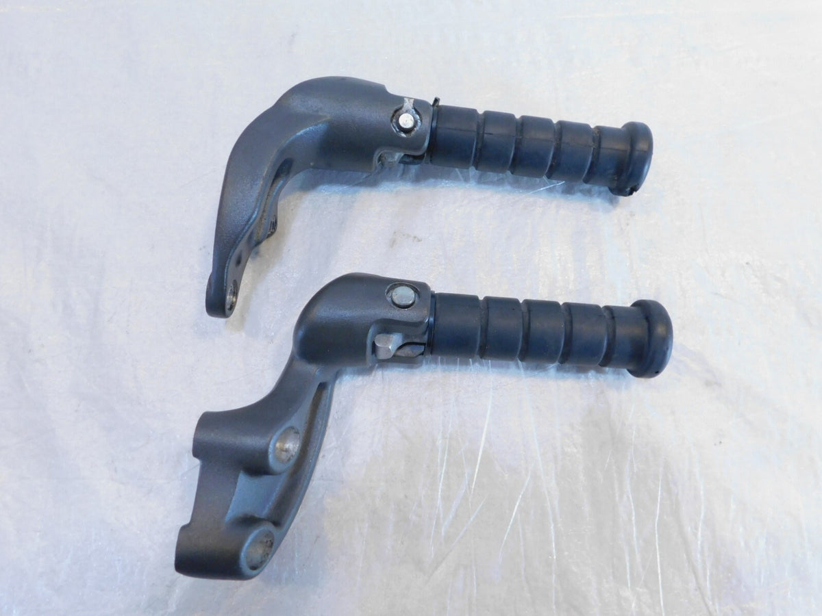 2018-2022 Indian Scout 1200 Black Rear Left/Right Passenger Foot Pegs w/ Mounts - C3 Cycle