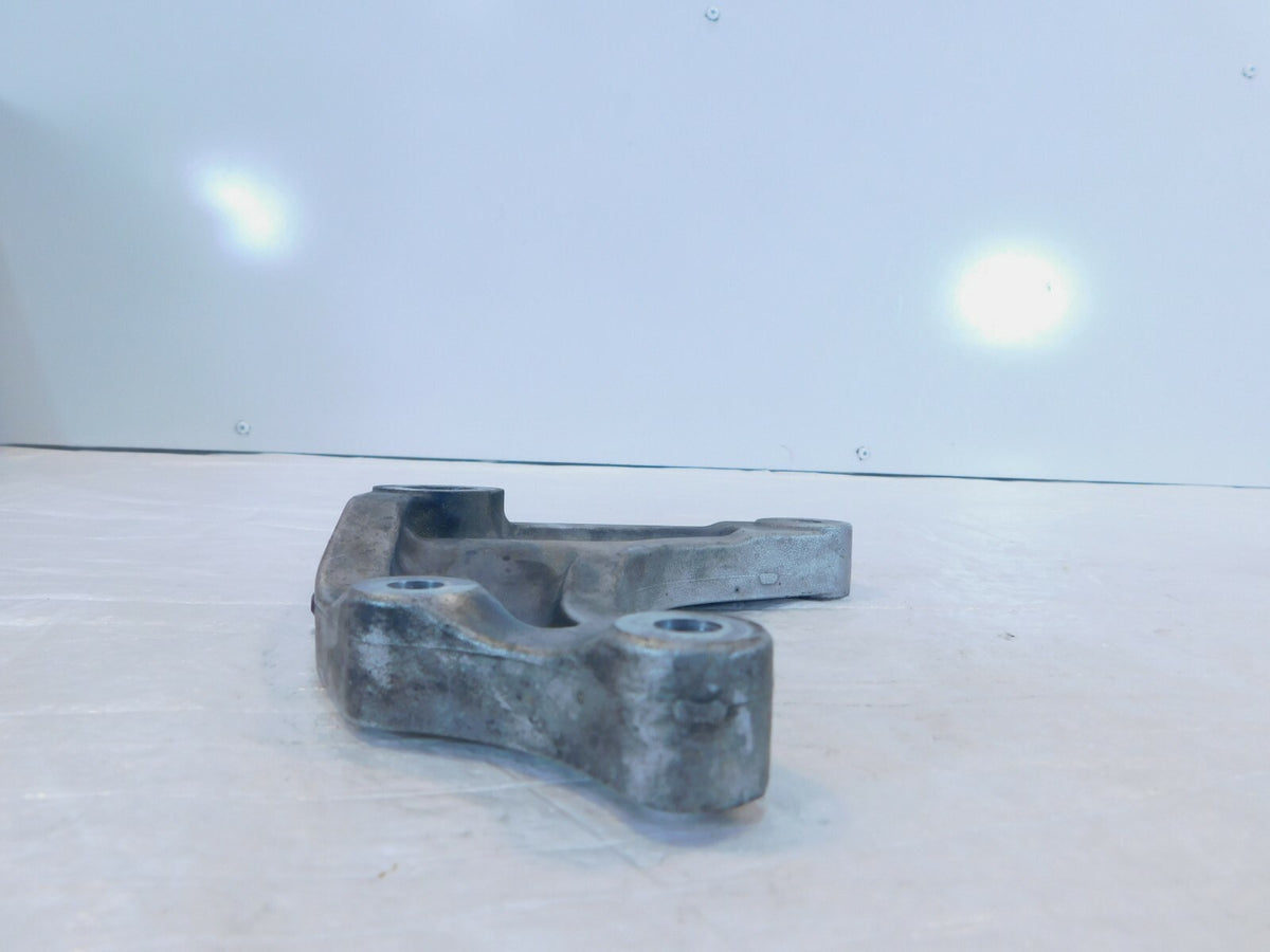 Kawasaki Vulcan 1600 Nomad Classic Classic Rear Wheel Brake Caliper Mount Stay