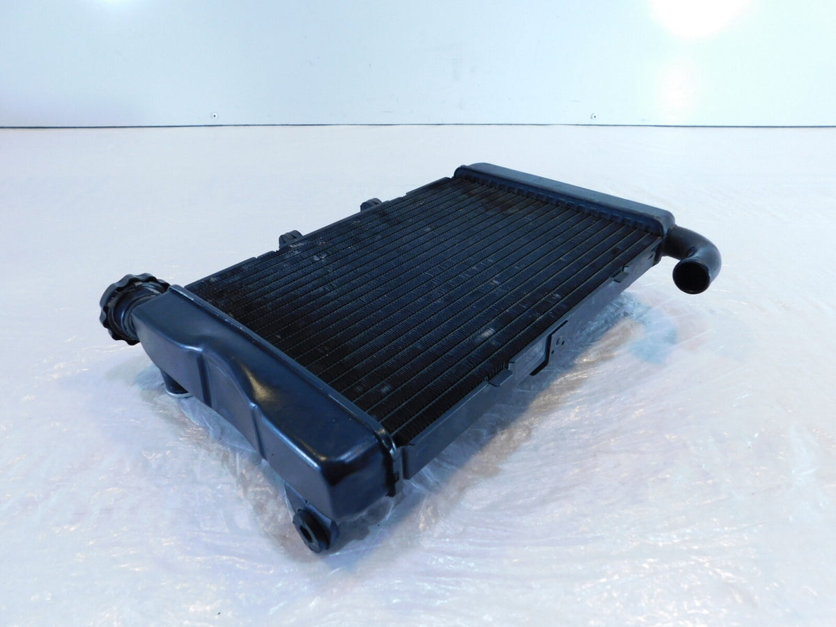 1994-2003 Honda VF750 VF750C Magna 750 Front Engine Motor Coolant Radiator - C3 Cycle