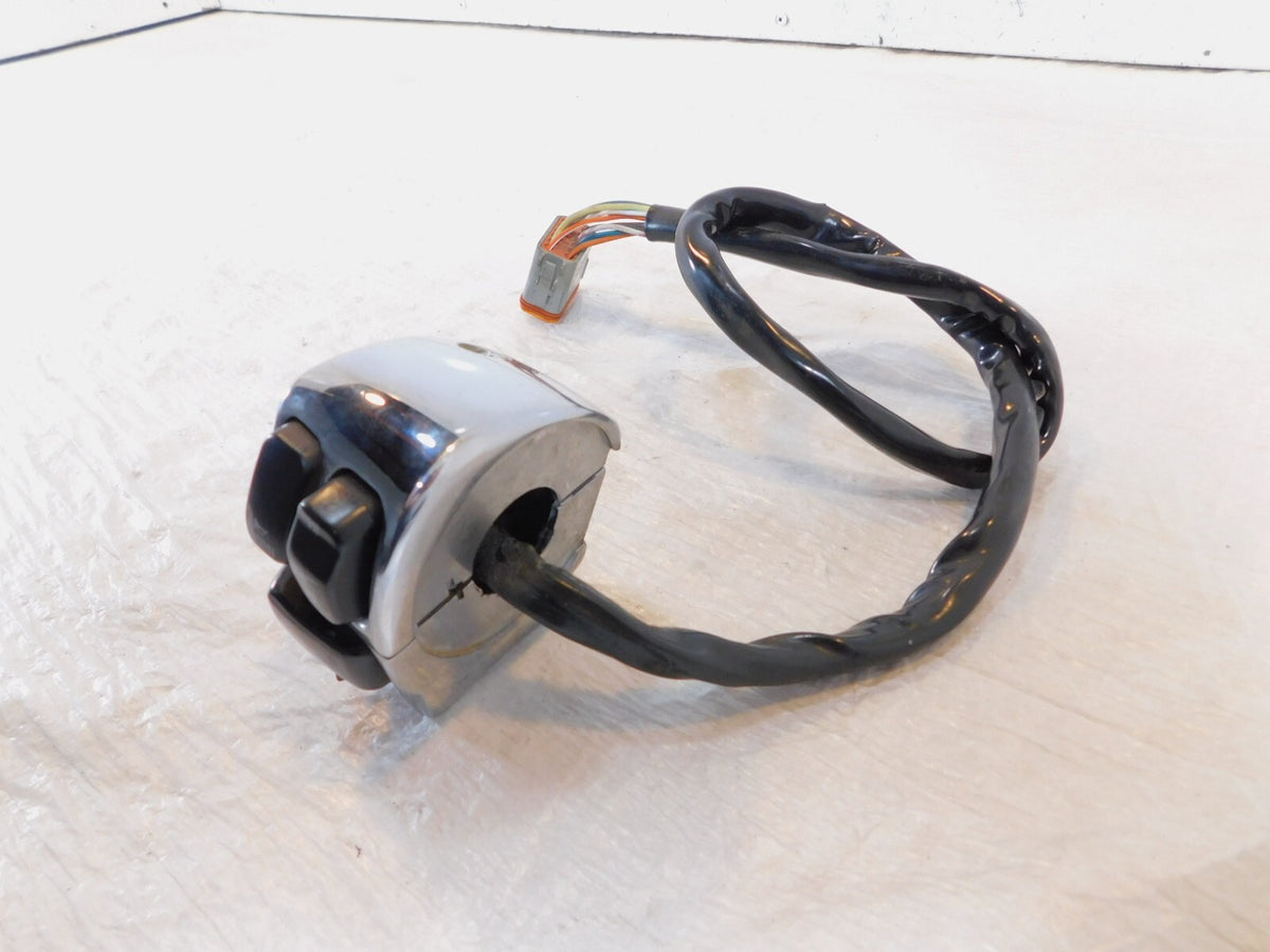 Harley Road & Electra Glide Ultra Right Handlebar Cruise Control Switch Housing - C3 Cycle