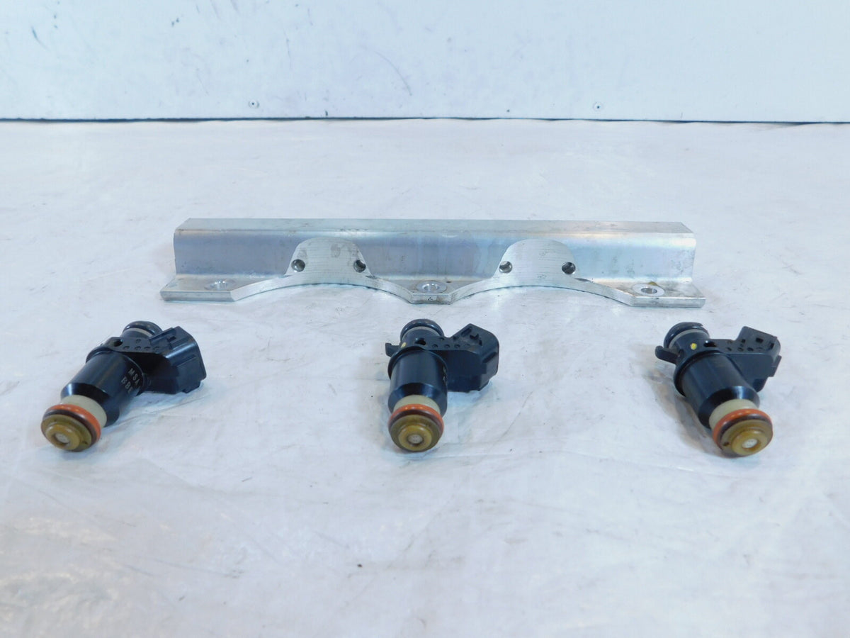 2001-17 Honda GL1800 Goldwing 1800 Right Fuel Gas Injector Rail & Fuel Injectors - C3 Cycle