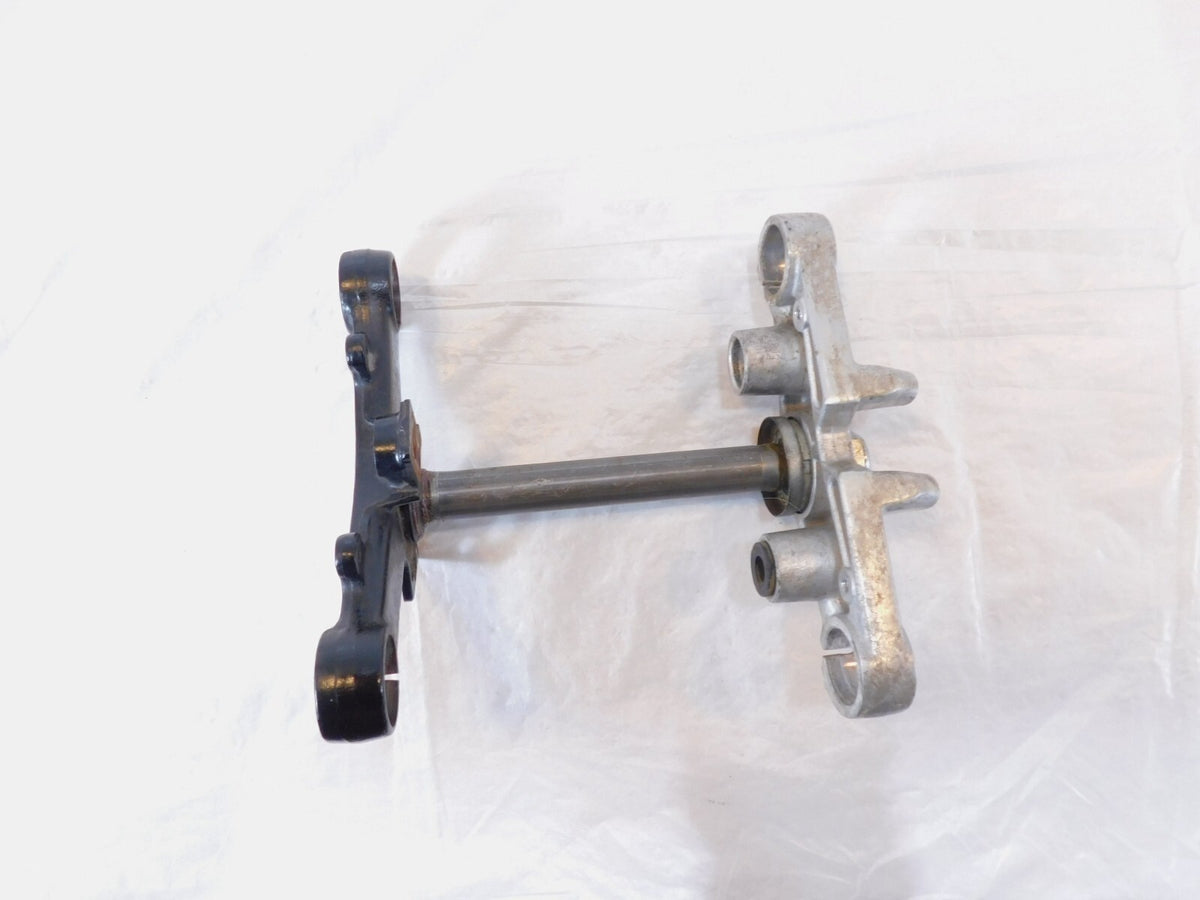 85-16 Honda CMX250 CMX250C Rebel 250 Front End Triple Tree Steering Stem Bracket - C3 Cycle