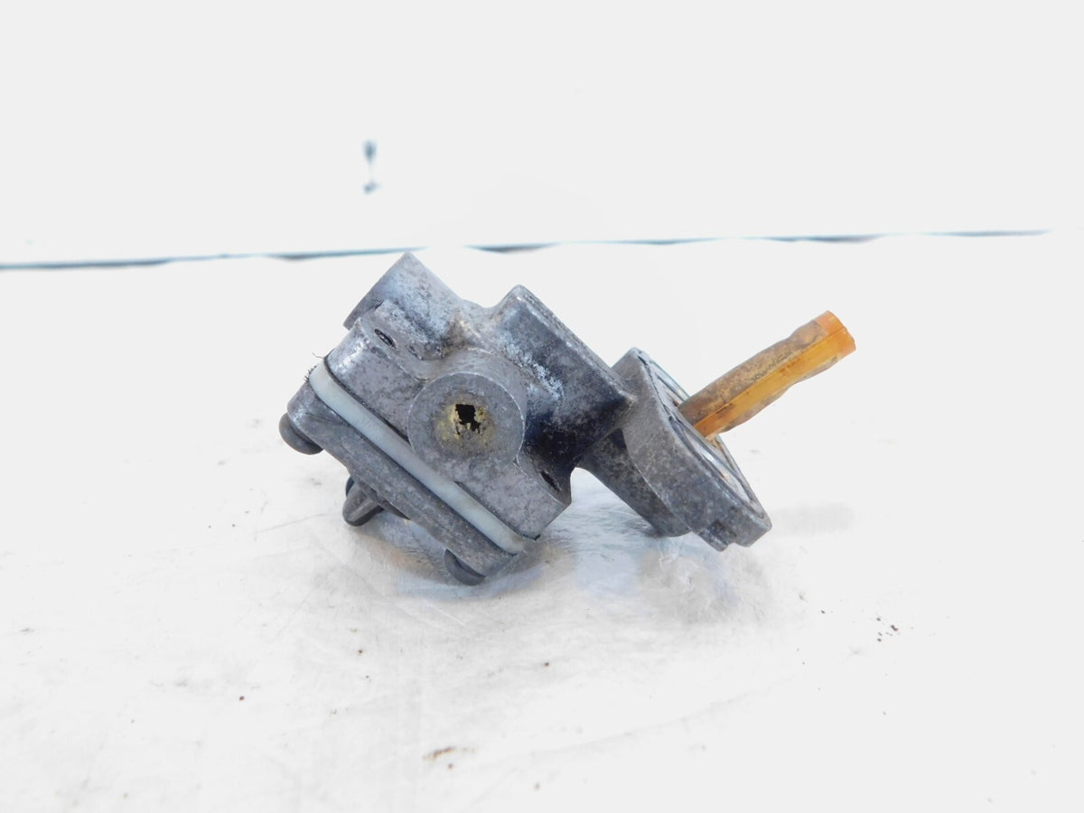 01-04 Suzuki VL800 Intruder Volusia 800 Gas Petrol Fuel Tank Valve Cock Petcock - C3 Cycle