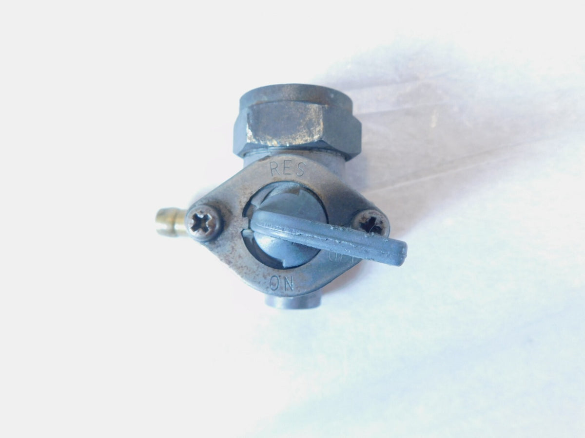 Harley Davidson Sportster 883 & 1200 Gas Tank Fuel Valve Petcock Tap - Shut off - C3 Cycle