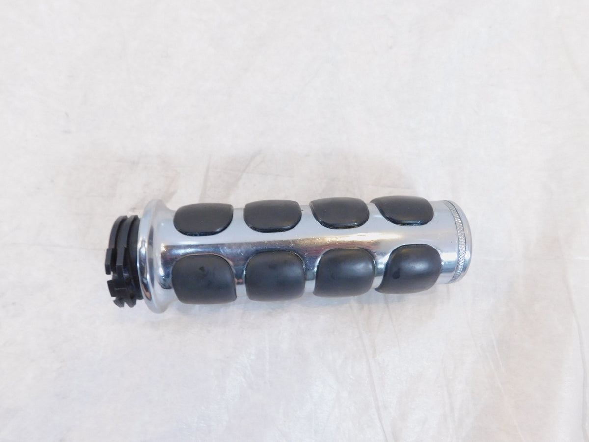 Harley Davidson Dyna Sportster & Softail Throttle Right Chrome Handlebar Grip - C3 Cycle