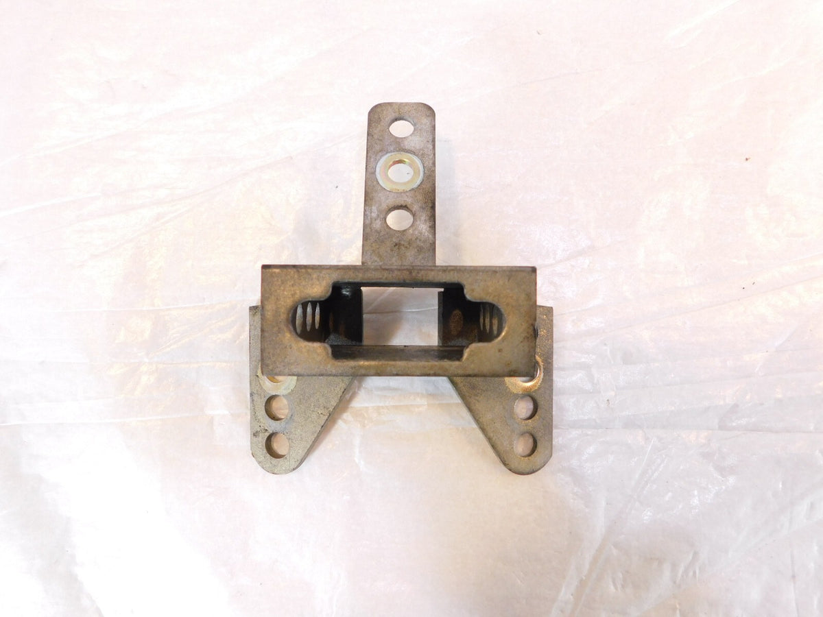 Harley Davidson Road King Electra Glide Rider Front Seat Backrest Mount Bracket - C3 Cycle