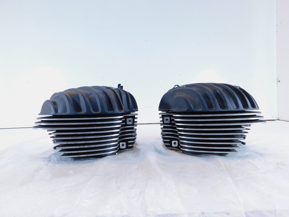 Indian Chief Chieftain Roadmaster Front/Rear Cylinder Head Valves & Black Covers - C3 Cycle