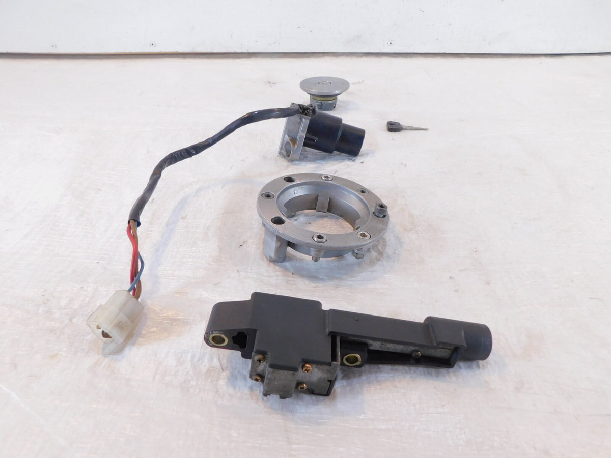 Yamaha FZR600R FZR600 Fuel Gas Petrol Tank Lock & Ignition Switch Lockset w/ Key - C3 Cycle