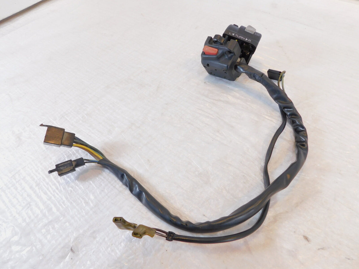 Yamaha FZR1000 & YZF750R Left Horn & Turn Signal Handlebar Switch Buttons - C3 Cycle