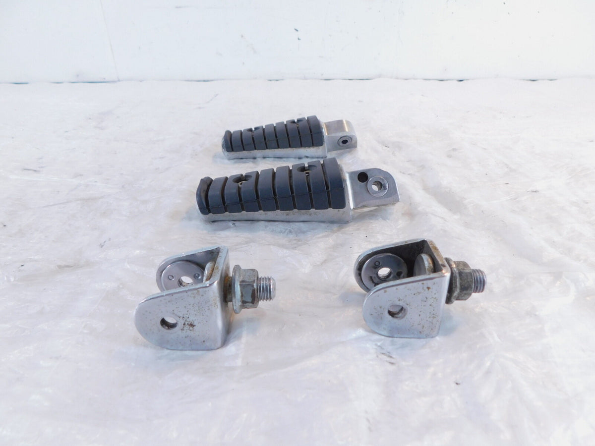 1985-95 Yamaha V-Max VMX 1200 VMX1200 Rear Left/Right Mount Brackets & Footpegs - C3 Cycle