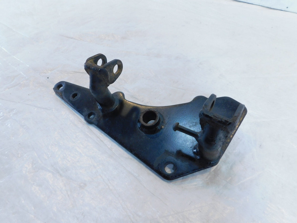96-04 Kawasaki Vulcan VN1500 1500 Classic Right Footrest Floorboard Holder Mount - C3 Cycle