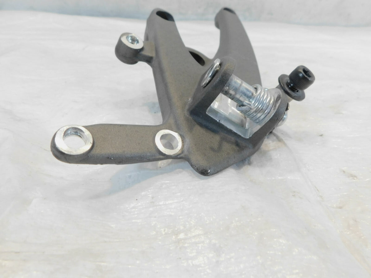 2008 08 Buell 1125 1125R Right Front Rider Peg Footpeg Footrest & Mount Bracket - C3 Cycle