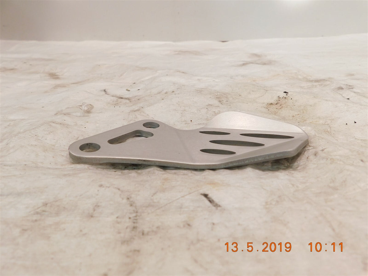 2009 2010 2011 Yamaha YZF R1 Right Front Driver Footrest Foot Peg Heel Guard Fin - C3 Cycle