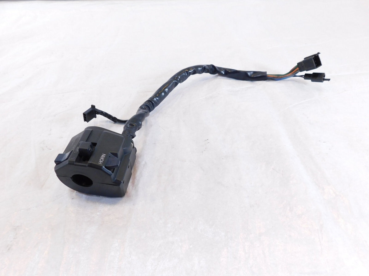 1988-1992 Kawasaki Ninja ZX10 ZX11 ZX1100 Left Handlebar Turn Signal Horn Switch - C3 Cycle