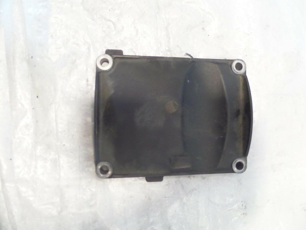2004 2005 2006 2007 & 2008 Yamaha YZFR1 R1 Top Engine Motor Crankcase Cover Lid - C3 Cycle