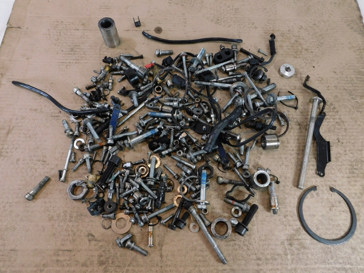2019 Harley Davidson Softail Street Bob FXBB Nuts and Bolts Parts Box Lot