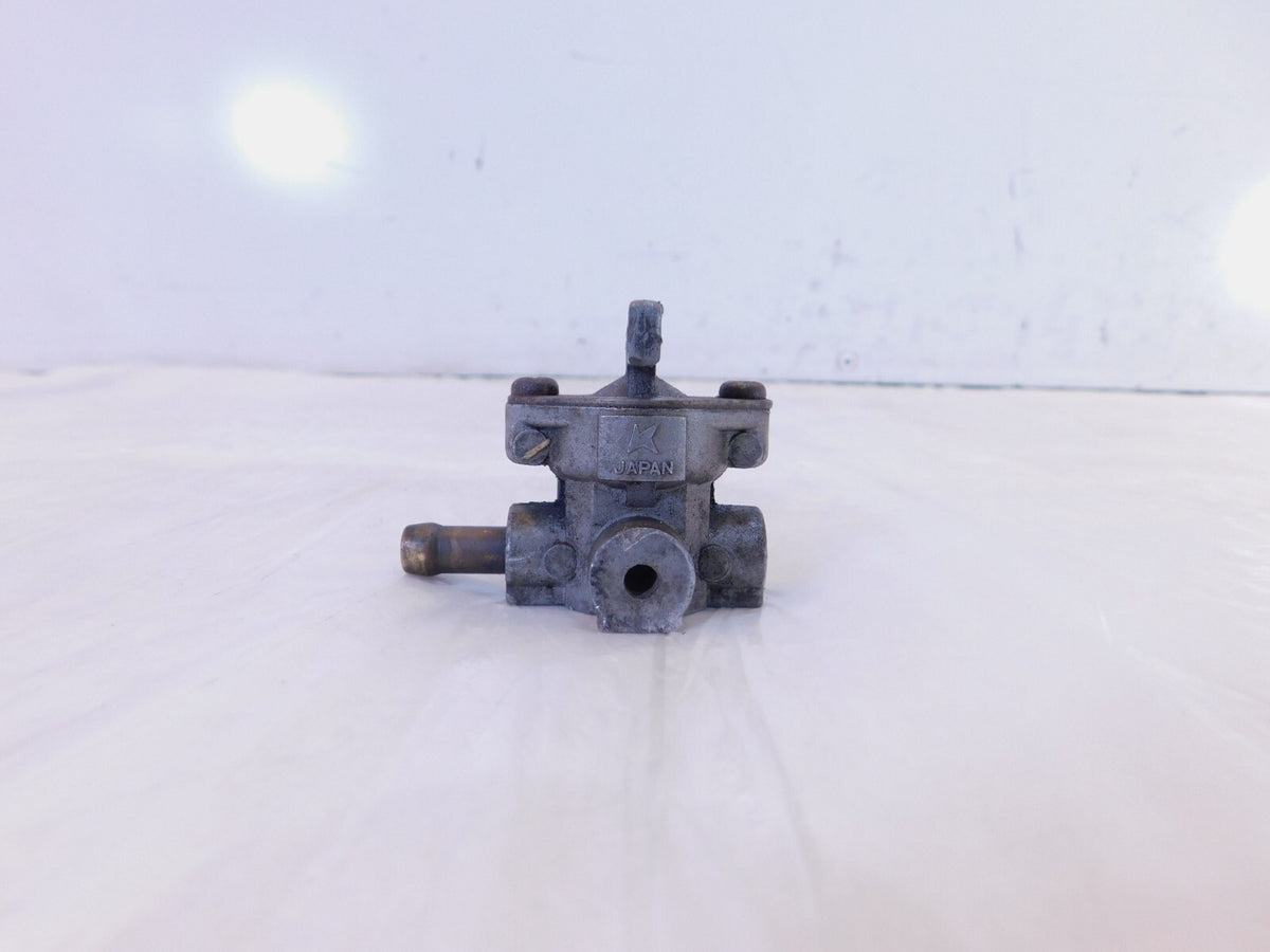 Harley Davidson Sportster XLH 883 1100 & 1200 Fuel Gas Petrol Tank Petcock Valve - C3 Cycle