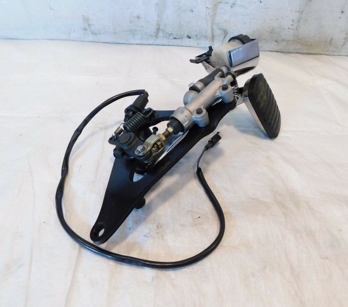 Kawasaki Vulcan VN1600 Nomad 1600 Right Rearset Brake Assembly & Master Cylinder - C3 Cycle