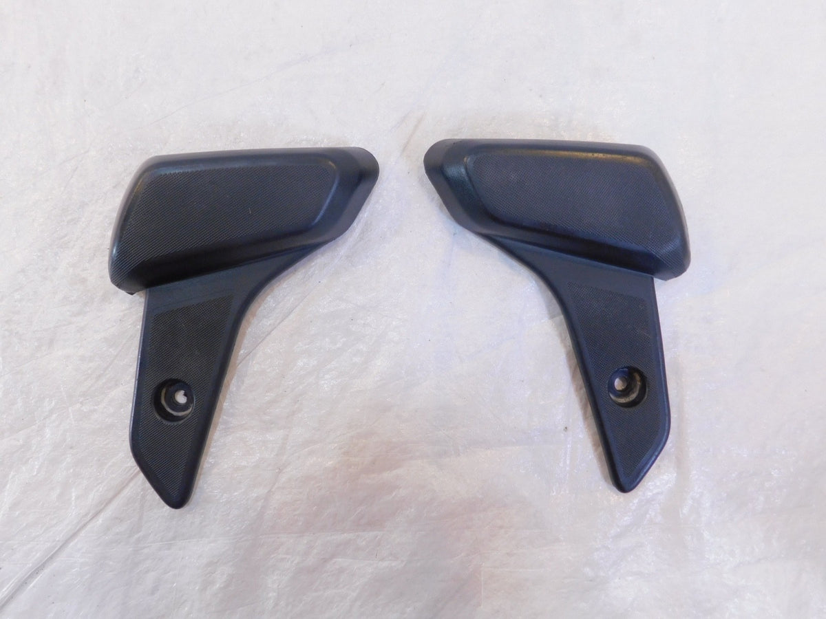 Vespa Primavera Sprint 50 125 150 Pair Rear Footrest Foot Peg Cover Fairings - C3 Cycle