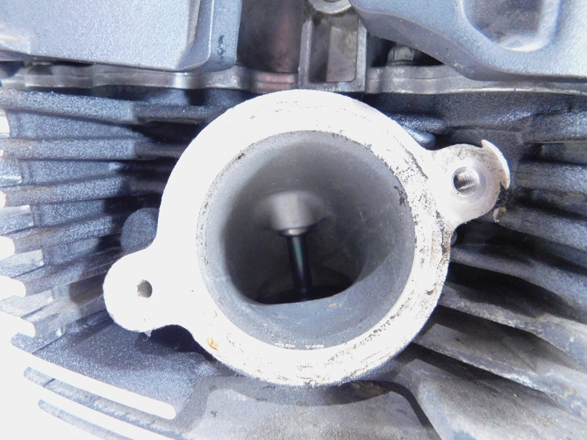 Indian Chief Chieftain Roadmaster Front/Rear Cylinder Head Valves & Black Covers - C3 Cycle