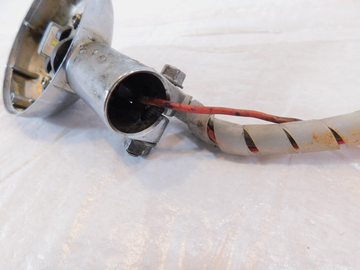 Yamaha V-Star 1100 650 Classic Royal Star XVZ13 Front Left Turn Signal For Parts - C3 Cycle