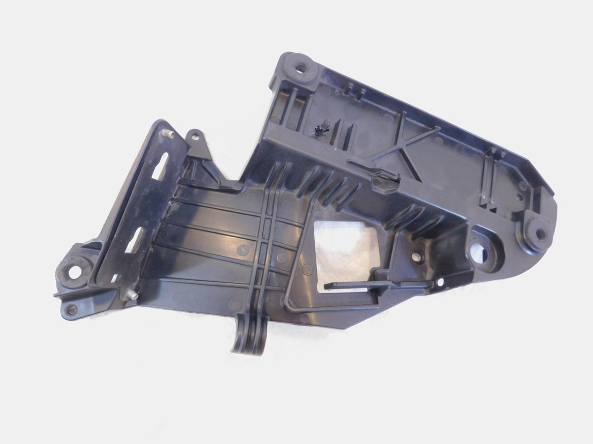Victory Cross Roads Cross Country & Magnum Right Side Cover Mount Bracket - C3 Cycle