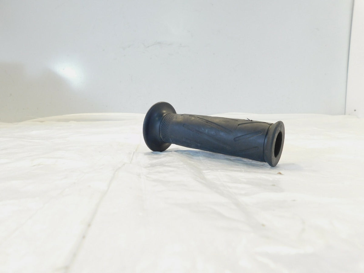 Yamaha FZ1 FZ6 FZ6R FZ09 & YZF-R1 YZFR1 R1 V-Max Left Handlebar Handle Bar Grip - C3 Cycle